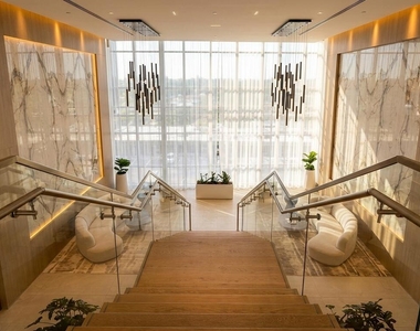 220 Lake Shore Drive - Photo Thumbnail 16