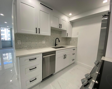 111 Briny Avenue - Photo Thumbnail 3