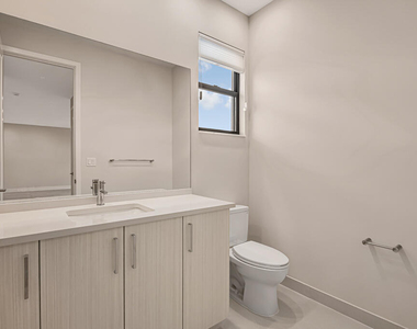 10018 Skyloft Street - Photo Thumbnail 46
