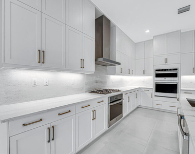 10018 Skyloft Street - Photo Thumbnail 14