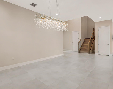 10018 Skyloft Street - Photo Thumbnail 24