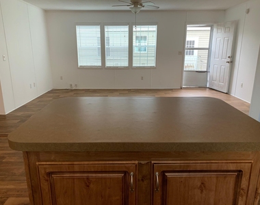 11846 N Branch Road - Photo Thumbnail 9