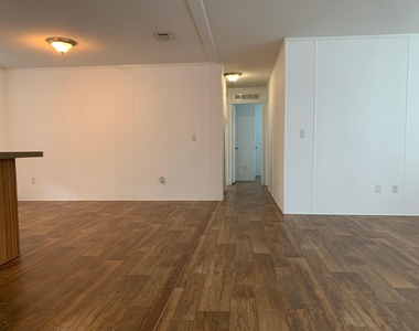 11846 N Branch Road - Photo Thumbnail 10