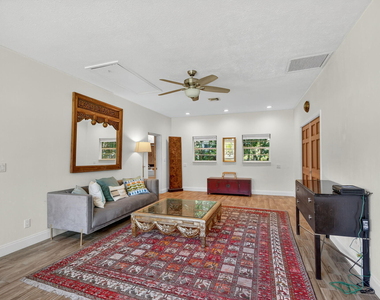 6225 Pine Drive - Photo Thumbnail 6