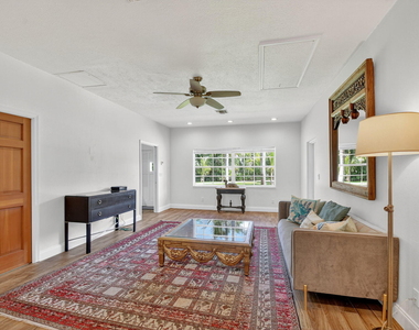 6225 Pine Drive - Photo Thumbnail 7
