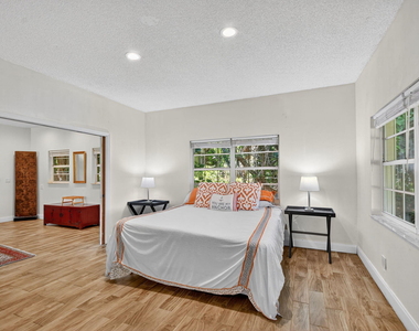6225 Pine Drive - Photo Thumbnail 15