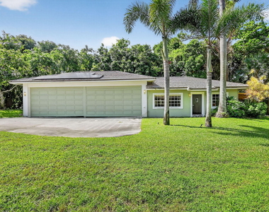 6225 Pine Drive - Photo Thumbnail 2