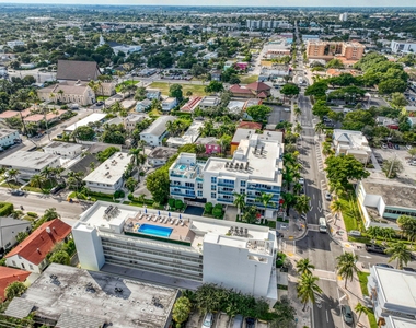 117 Lake Avenue - Photo Thumbnail 20