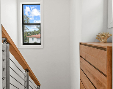226 Oleander Avenue - Photo Thumbnail 12
