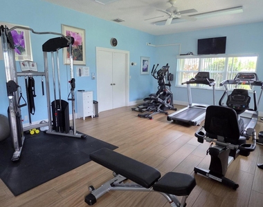 5150 Lakefront Boulevard - Photo Thumbnail 13