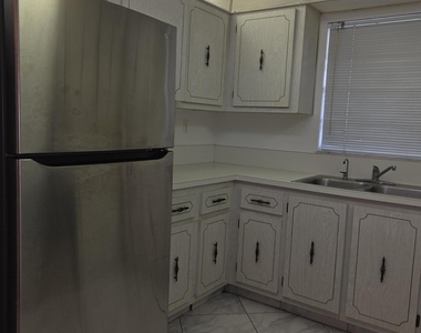 5150 Lakefront Boulevard - Photo Thumbnail 5