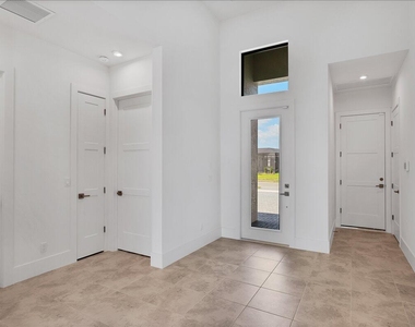 11297 Sw Pietra Way - Photo Thumbnail 14