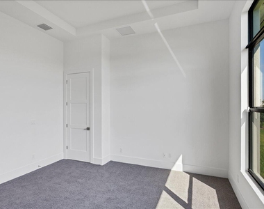 11297 Sw Pietra Way - Photo Thumbnail 30
