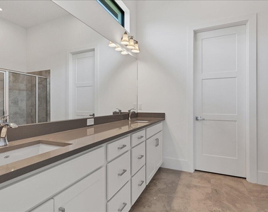 11297 Sw Pietra Way - Photo Thumbnail 33