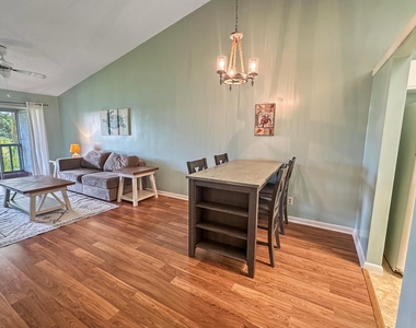 5747 Deer Run Drive - Photo Thumbnail 7