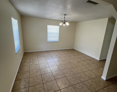 1024 Jamaica Avenue - Photo Thumbnail 3