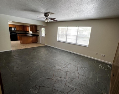 1024 Jamaica Avenue - Photo Thumbnail 6