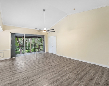 9818 Nickels Boulevard - Photo Thumbnail 9