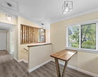 9818 Nickels Boulevard - Photo Thumbnail 13