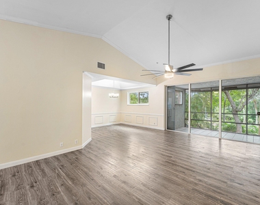 9818 Nickels Boulevard - Photo Thumbnail 10
