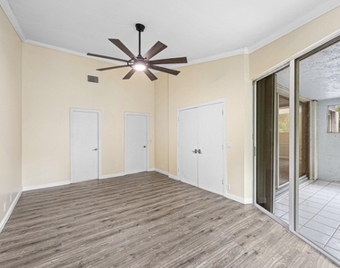 9818 Nickels Boulevard - Photo Thumbnail 12