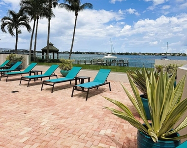 5200 N Flagler Drive - Photo Thumbnail 4