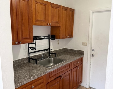 15721 Nw 39th Place - Photo Thumbnail 9