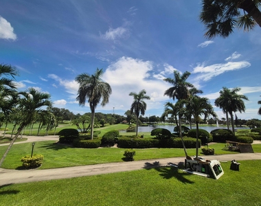 7153 Promenade Drive - Photo Thumbnail 15