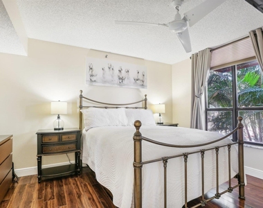 7153 Promenade Drive - Photo Thumbnail 21
