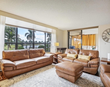 7153 Promenade Drive - Photo Thumbnail 5