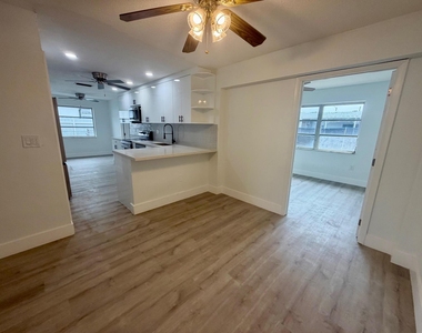 8630 Nw 24th Court - Photo Thumbnail 14