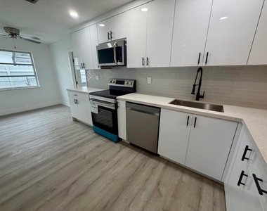 8630 Nw 24th Court - Photo Thumbnail 17