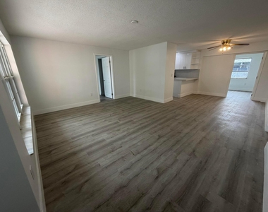 8630 Nw 24th Court - Photo Thumbnail 12