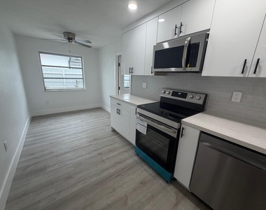 8630 Nw 24th Court - Photo Thumbnail 18