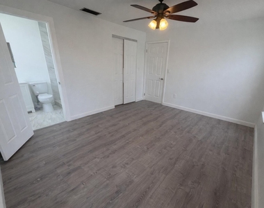 8630 Nw 24th Court - Photo Thumbnail 28