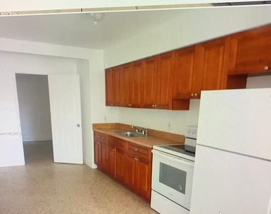 1414 N J Street - Photo Thumbnail 1