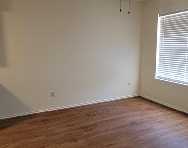 615 Arleta Lane - Photo Thumbnail 6