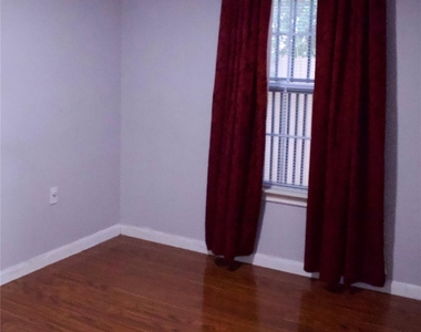 1730 Nomas Street - Photo Thumbnail 9