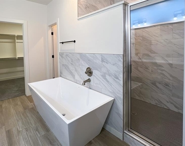 621 E Barajas Terrace - Photo Thumbnail 27