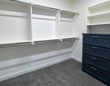 621 E Barajas Terrace - Photo Thumbnail 33