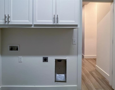 621 E Barajas Terrace - Photo Thumbnail 20