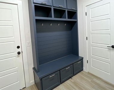 621 E Barajas Terrace - Photo Thumbnail 19