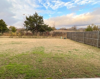 621 E Barajas Terrace - Photo Thumbnail 47