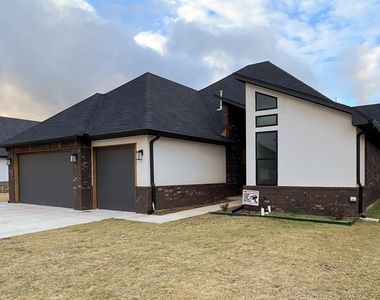 621 E Barajas Terrace - Photo Thumbnail 1