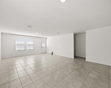 8324 Hollow Bend Street - Photo Thumbnail 5