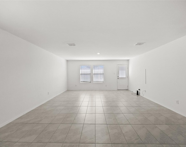 8324 Hollow Bend Street - Photo Thumbnail 4
