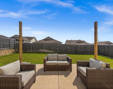 8324 Hollow Bend Street - Photo Thumbnail 18
