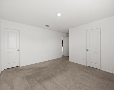 8324 Hollow Bend Street - Photo Thumbnail 10