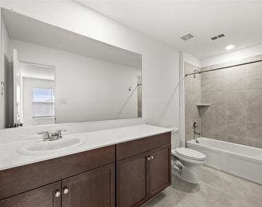 8324 Hollow Bend Street - Photo Thumbnail 11