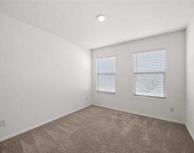 8324 Hollow Bend Street - Photo Thumbnail 13